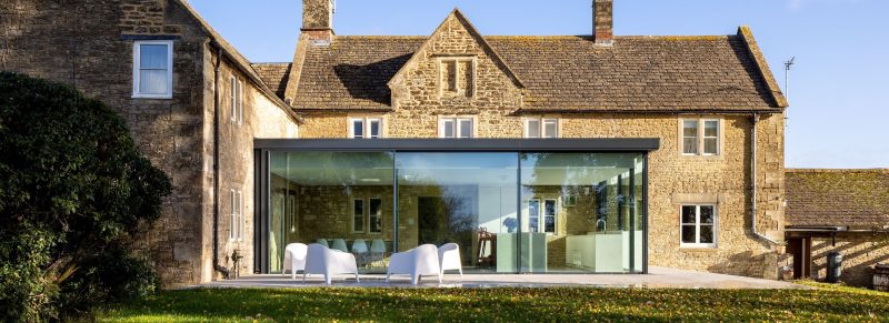 Solarlux Sliding Doors in Wiltshire Farmhouse 7 Corsham Westlands Farm Cero III 6 e1729922207660