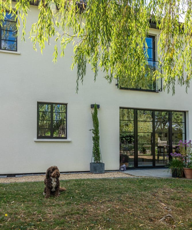 aluco Elite black doors windowss33
