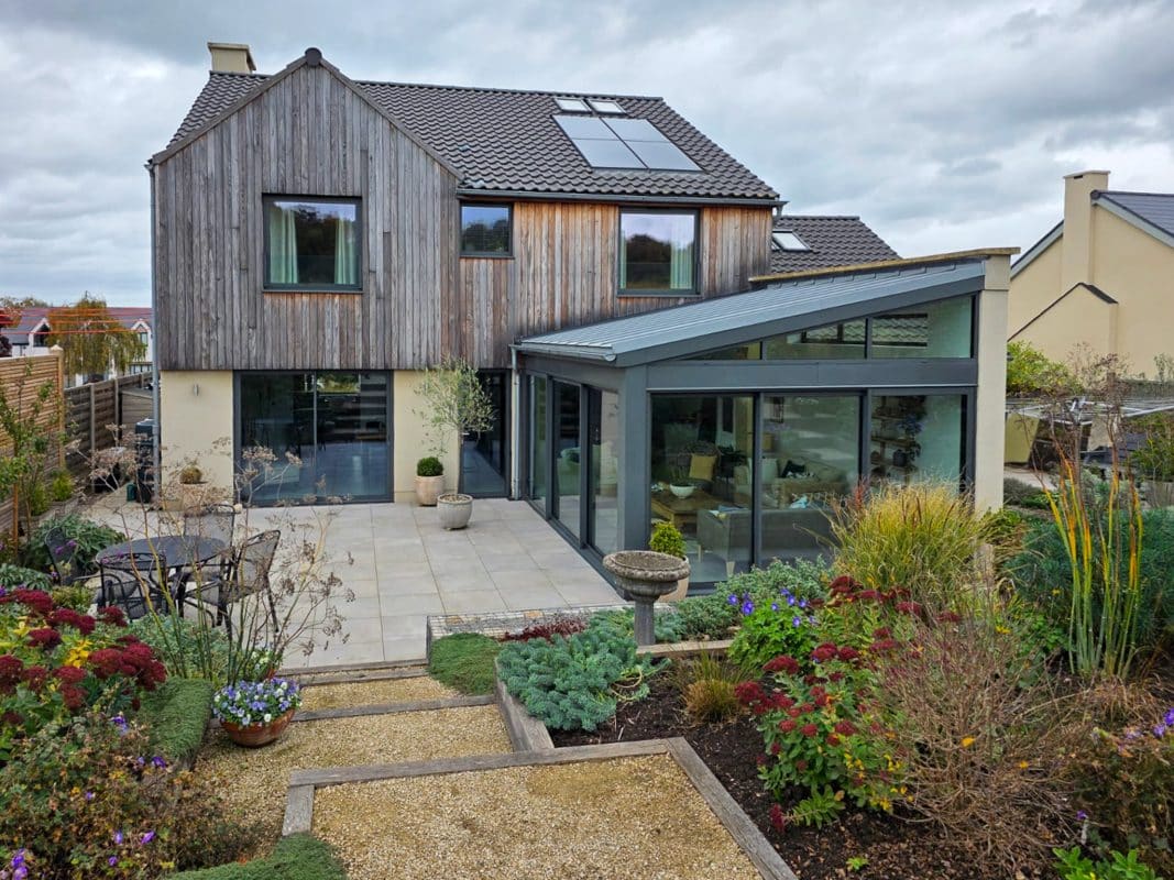 Aluminium or Hybrid Windows. Understanding the key differences 1 smart systems windows doors21