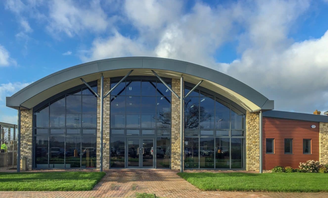 curtain walling screens with commercial doors to industrial units in Swindon