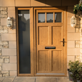 Entrance and Front Doors 2 hf 20260605 084916 41c0f55a 0141 4381 b5a8 67d475bc66f3